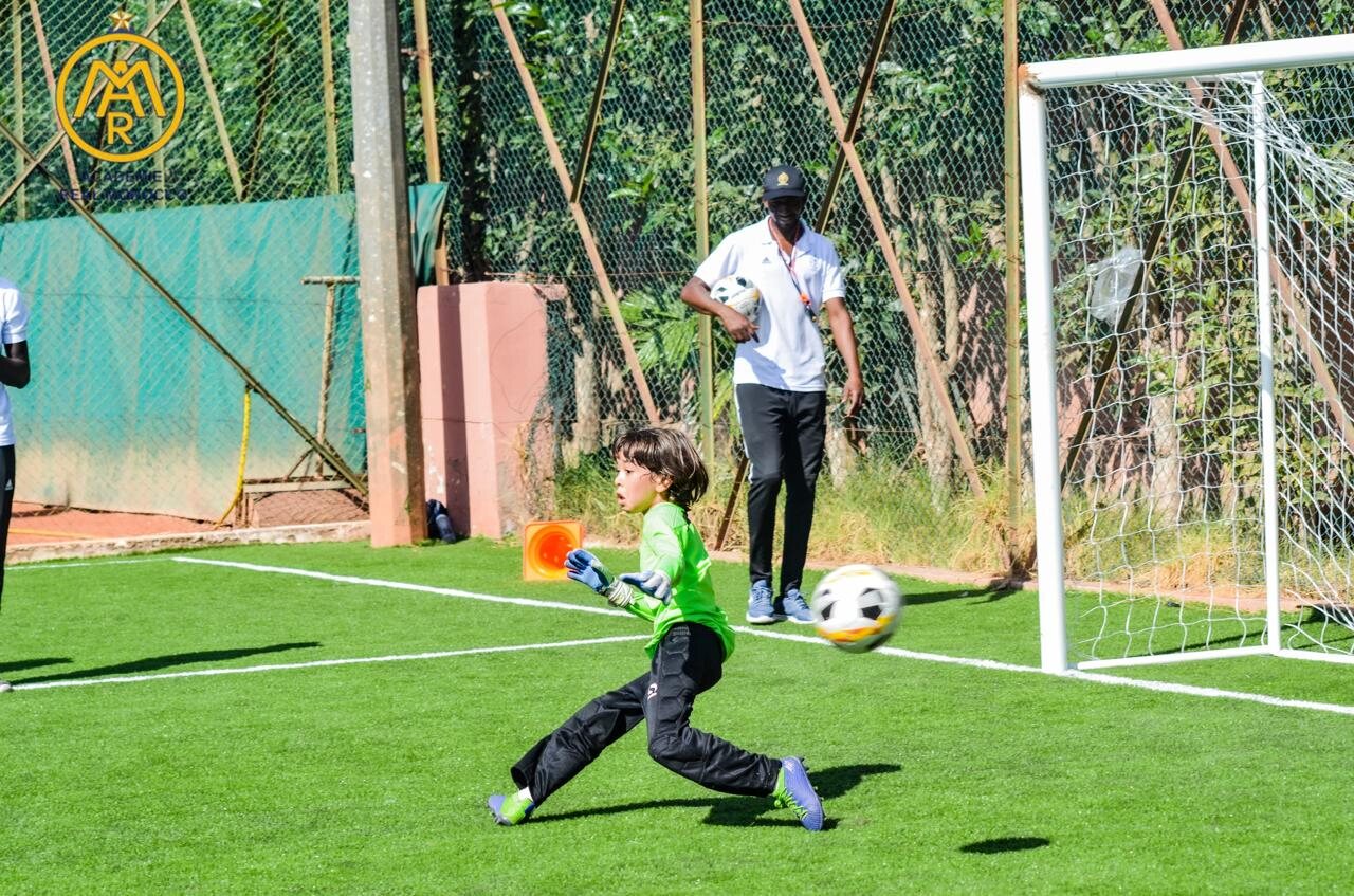 Jeunes joueurs de l'Académie Real Morocco pendant un entraînement